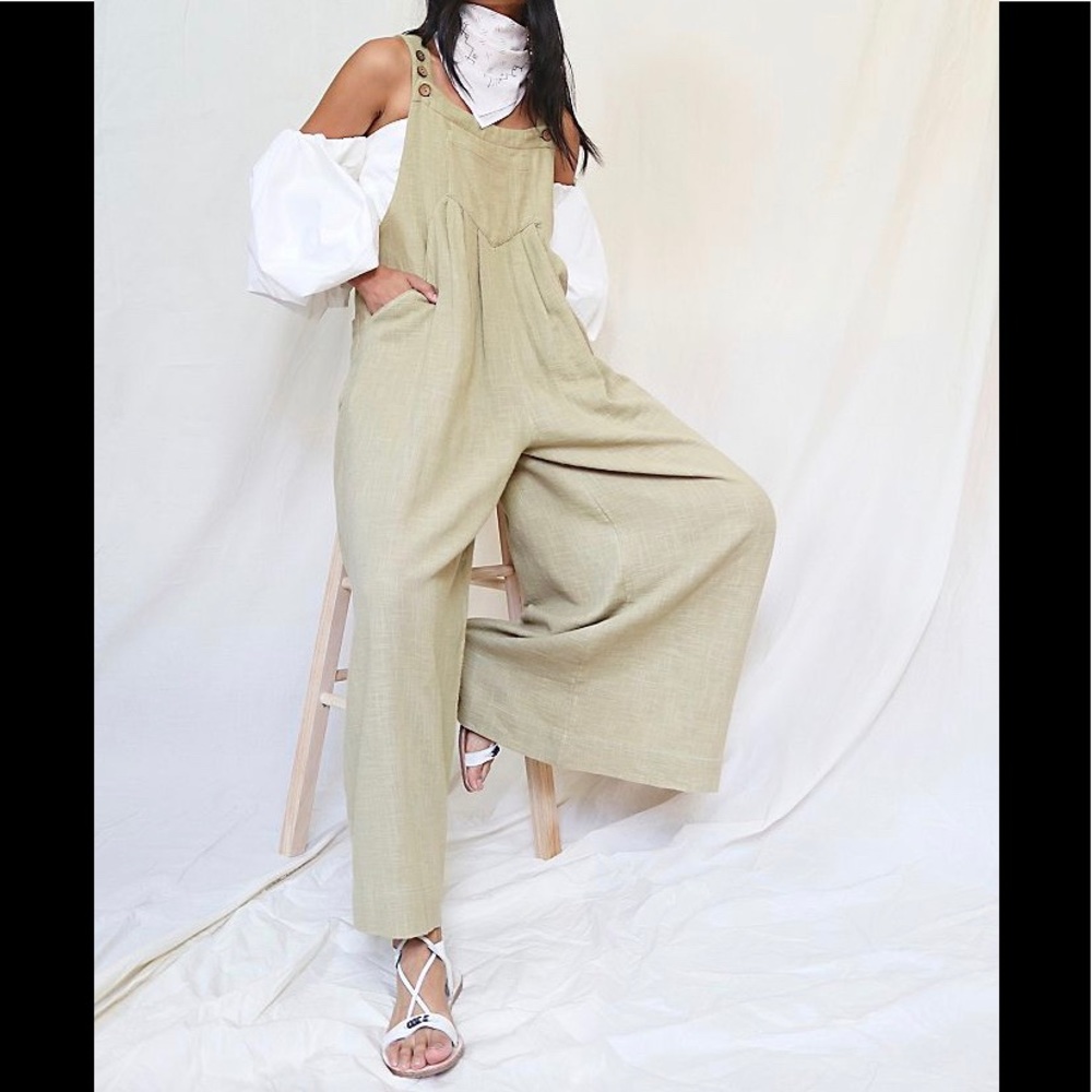 FREE PEOPLE SUN-DRENCHED WIDE LEG OVERALLS L LEAF